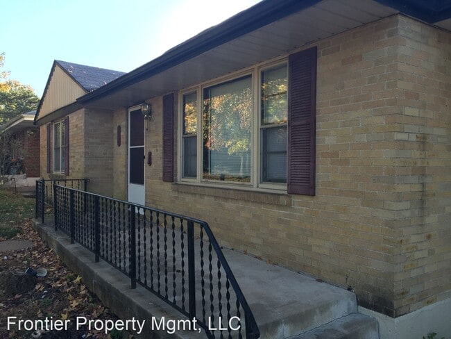 Photo - 2 br, 1 bath House - 1208 Longridge Drive