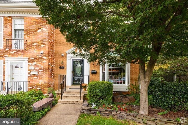 Building Photo - 7416 Eldorado St Rental