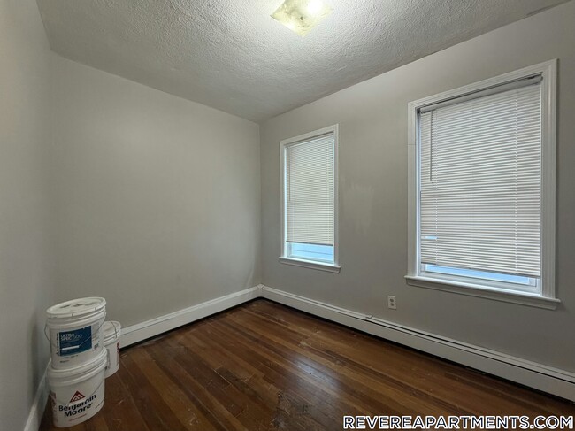 Photo - 165 Hichborn St Unit 1