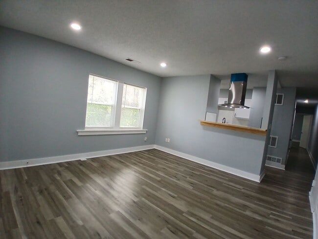 Building Photo - 2727CAMPBELL Unit 2725-1NW