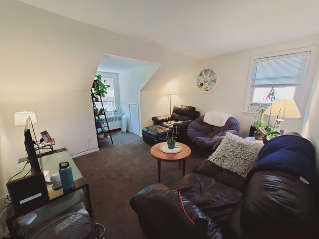 Photo - 47 Whitmore Ln Unit 3