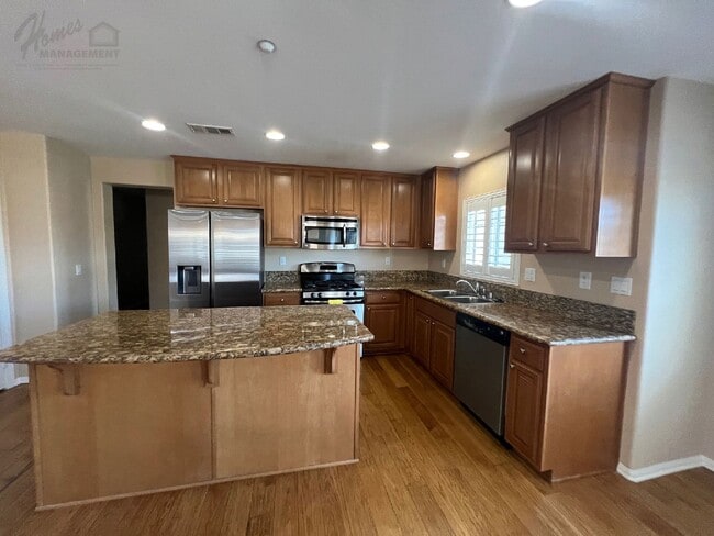 1322 Isabella Way