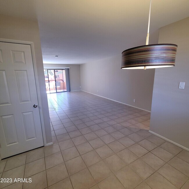 Photo - 12222 N Paradise Vlg Pkwy S Unit 210