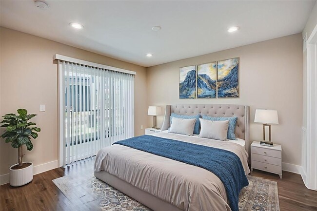 Photo - 935 La Posada Dr Unidad 142