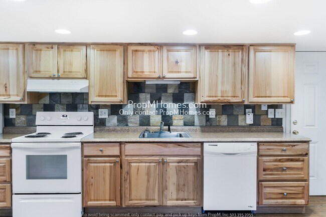 Photo - Unique 1-Bedroom with Bonus Studio – Flexi... Unit 5160 NE Columbia Boulevard - B and C