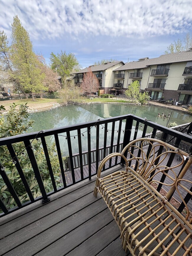 4706 Woodduck Ln