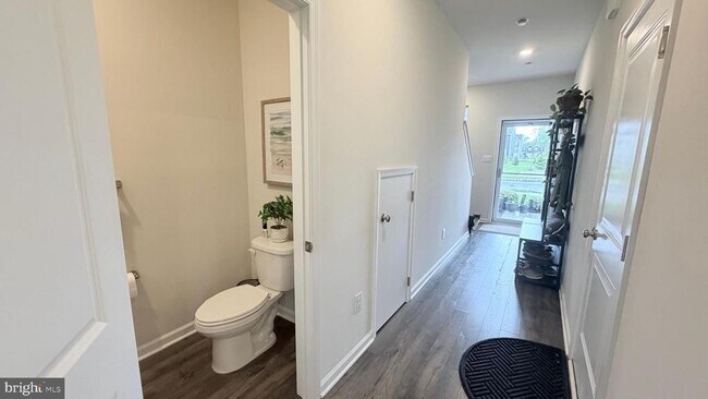 Photo - 20 Nelsons Wy