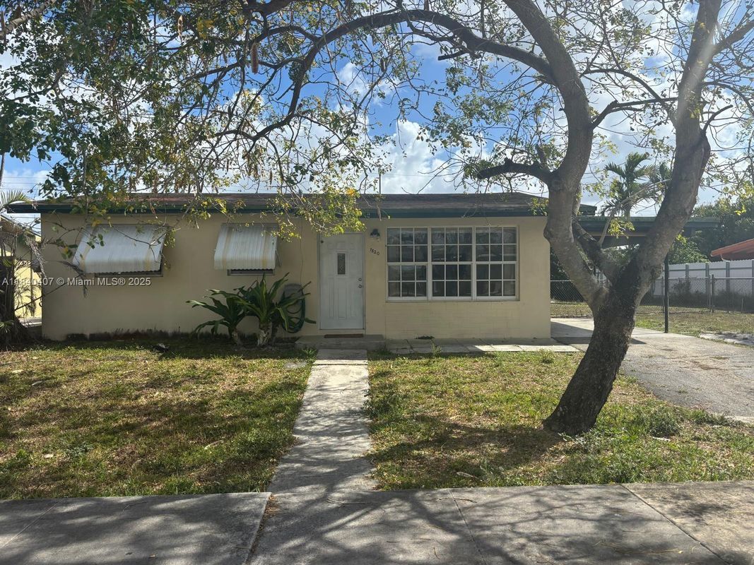 Photo - 7820 NW 175th St Casa