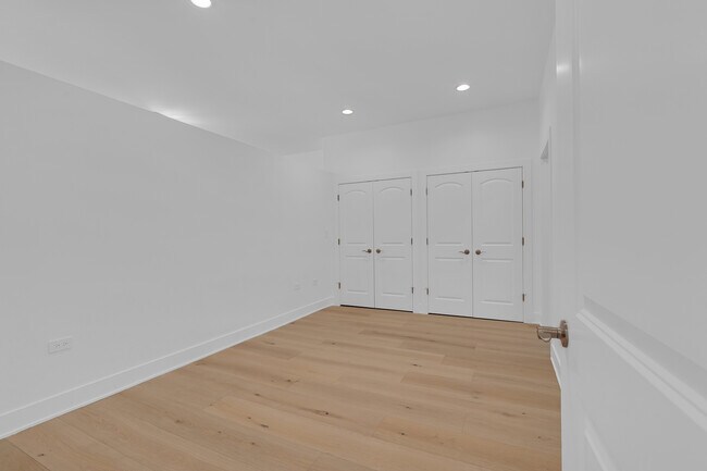 Photo - 3630 N Harlem Ave Unit 510