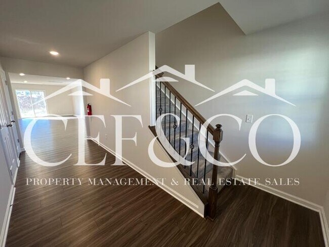 Photo - Spacious 5-Bedroom Home with Loft, 2-Car Garage & Neighborhood Amenities