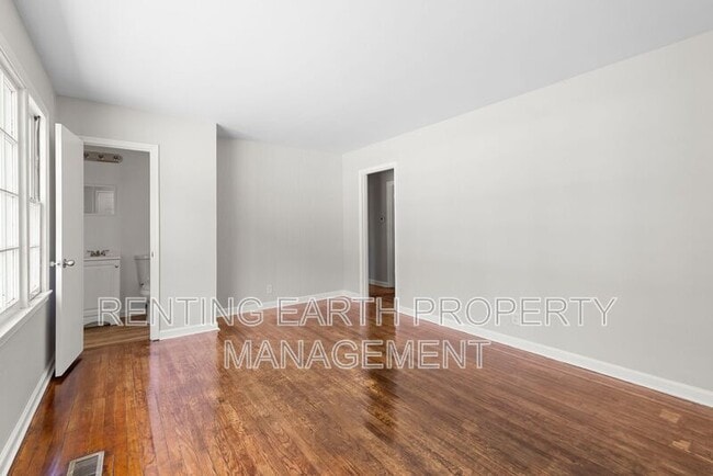 Photo - 149 Rose Dr