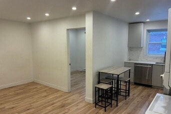 2090 Wellington - 2090 Wellington