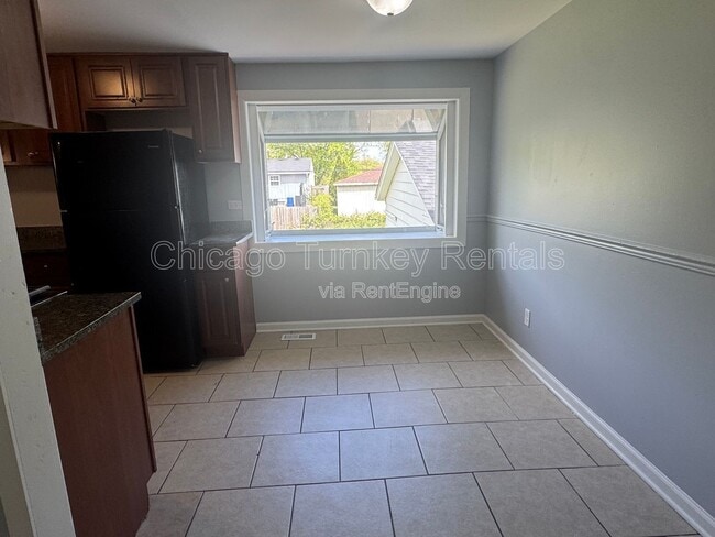 Photo - 43 N Walnut Ln