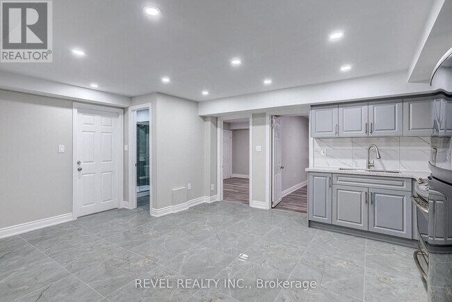 Photo - 1238 Playter Pl