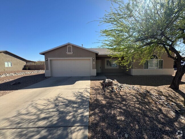 Building Photo - 3 Bedroom - 2 Bath - 1525 Sq. Ft. Home in ...