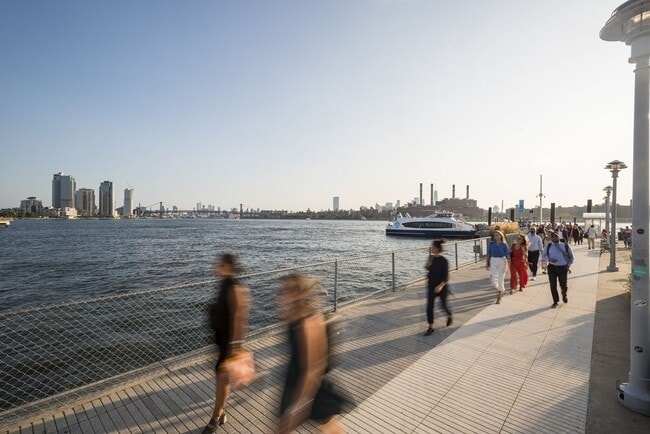 Photo - The Greenpoint