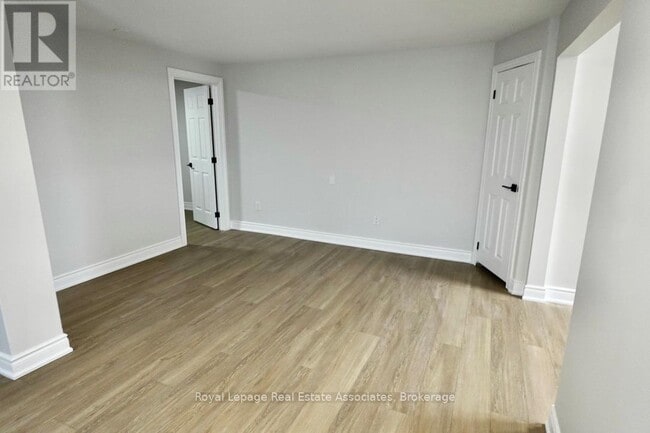 Photo - 246 Marlborough St Unité 2