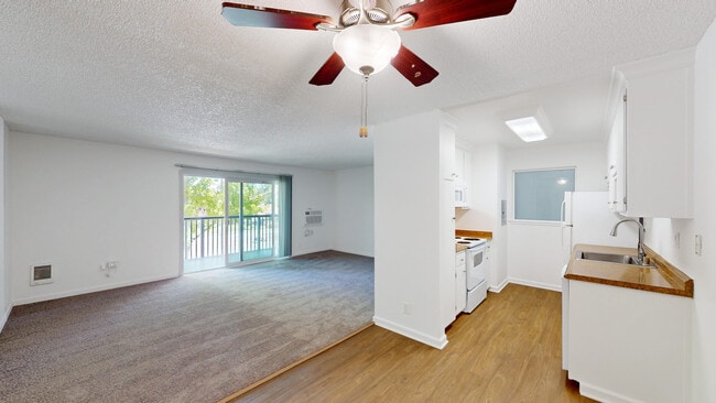 Building Photo - 401 Ignacio Blvd Unit 235