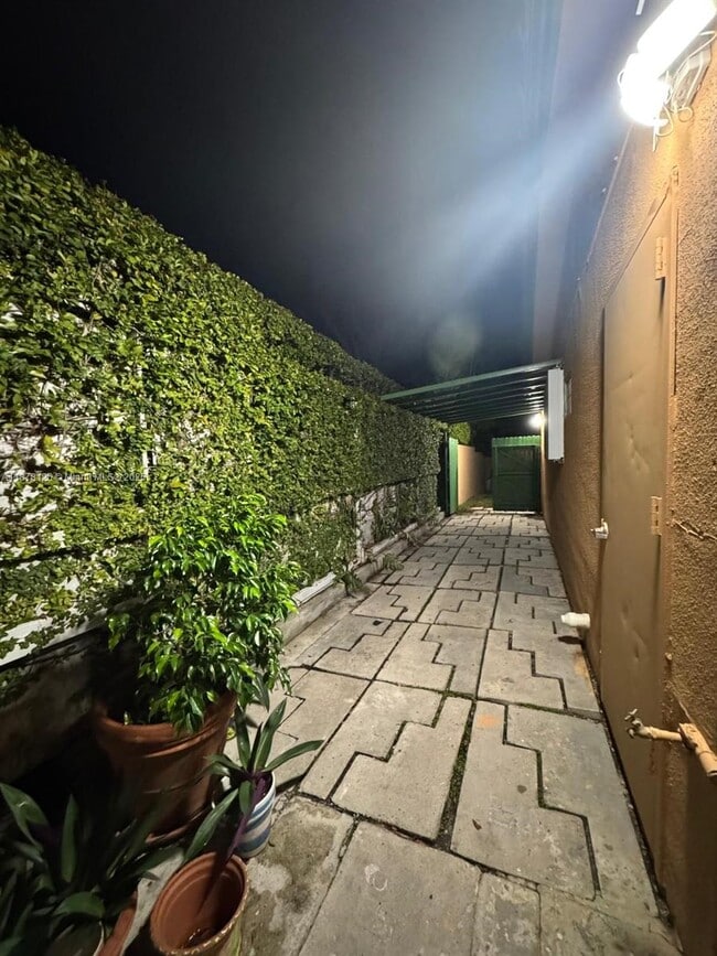 Photo - 89xx SW 83rd St Unit 1