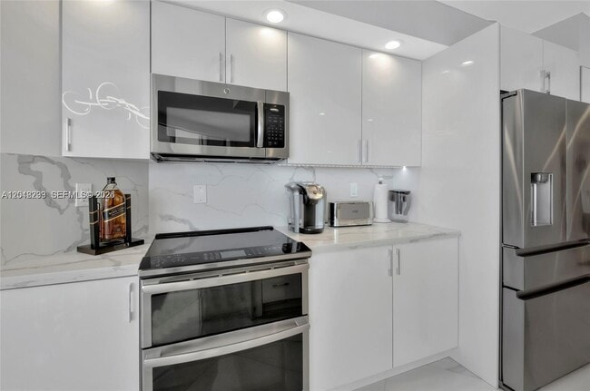 Photo - 16425 Collins Ave Unit 1612