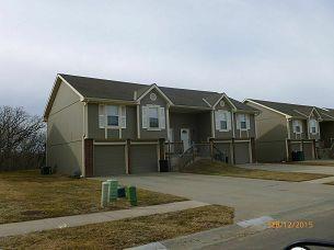 2 Bed, 2 Bath Platte City Duplex with 2 ca... - 2 Bed, 2 Bath Platte City Duplex with 2 ca... Casa