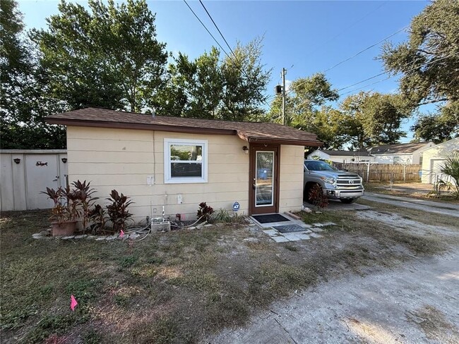 Building Photo - 5521 5th Ave N