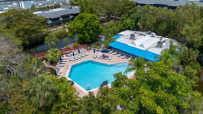 600 Neapolitan Way Unidad SI FL1-ID1226385P