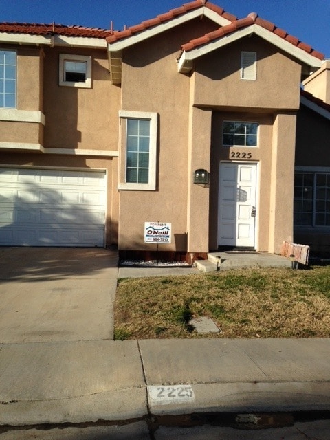 3 Bedroom 2.5 Bathroom Corona Hills Home! - 3 Bedroom 2.5 Bathroom Corona Hills Home!
