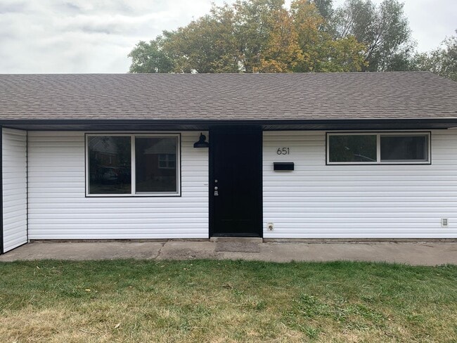 Photo - 651 Chester St Unit 651