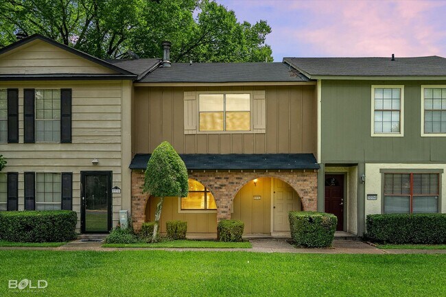 Photo - Cute 2bd Townhouse with covered parking