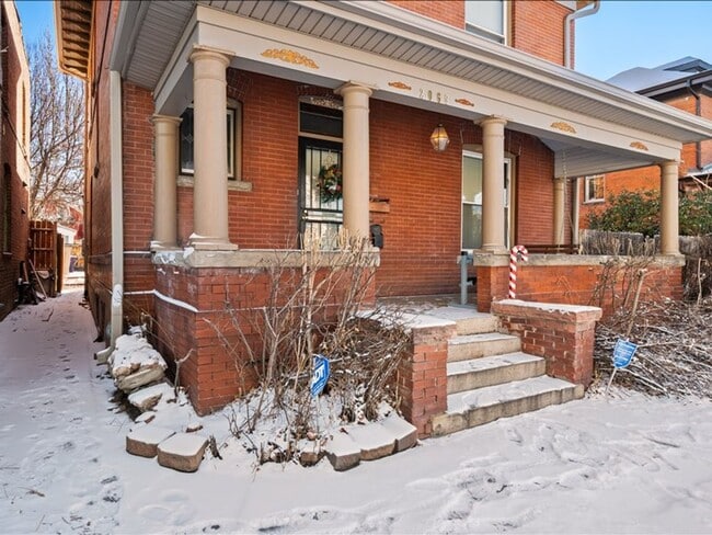 Building Photo - Beautiful 3 bedroom home!