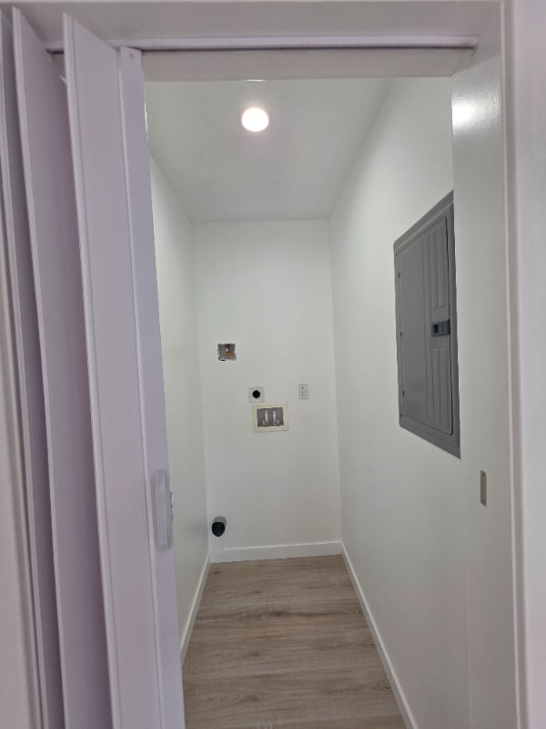 Photo - 2895 Canal Ave