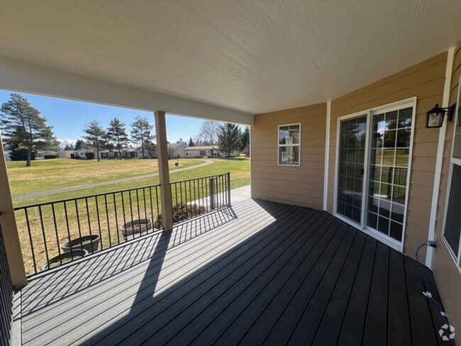 Building Photo - Kalispell Home on Village Greens Golf Course