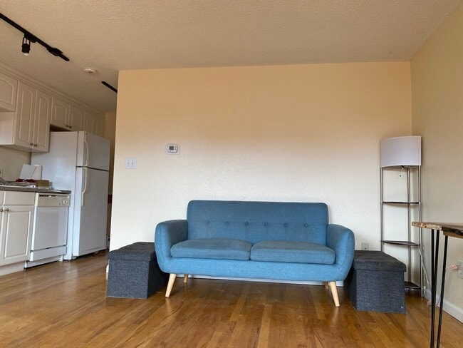 Photo - 148 S Emerson St Unit 304