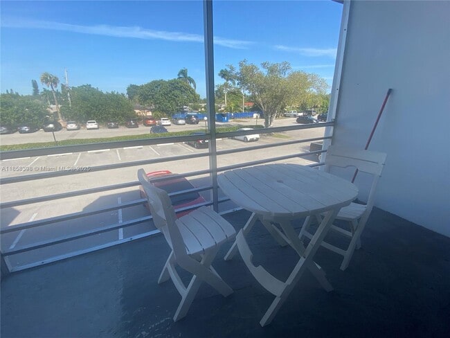Building Photo - 6503 Winfield Blvd Unit 206-D Rental