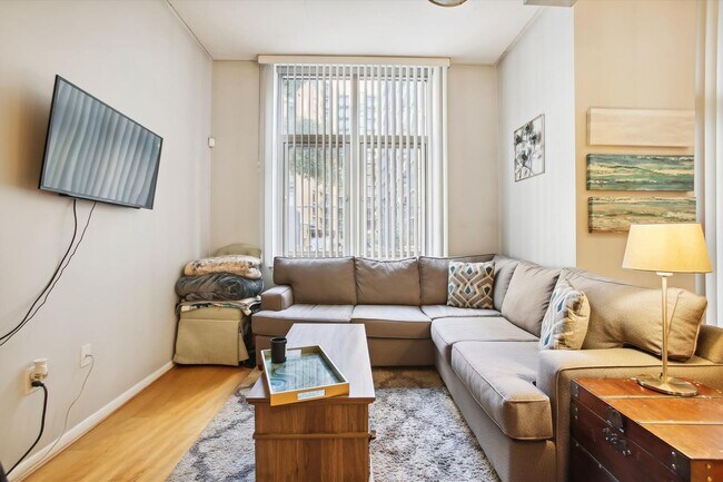 Photo - Incredible 1BR/1BA Condo INCLUDES Garage Parking in Vibrant Mount Vernon Triangle!