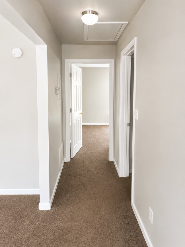 Photo - Mill Creek Apartments Unit 1704 - 7