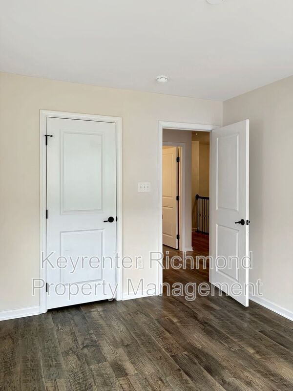 Photo - 8916 Ringview Dr