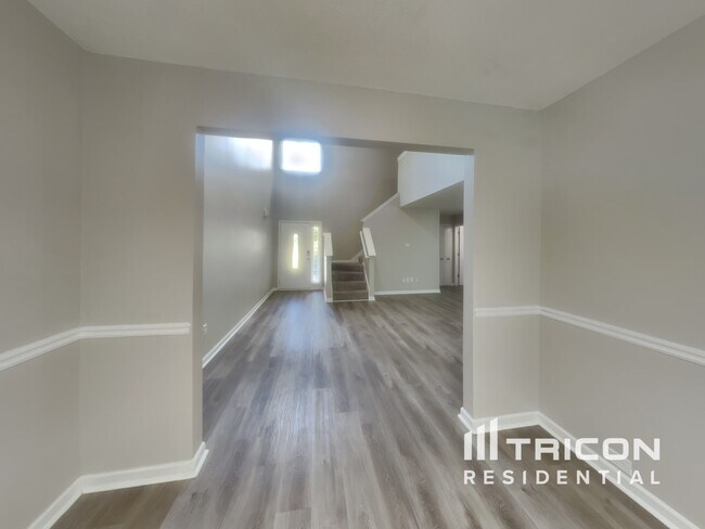 Photo - 4262 Winston Cir