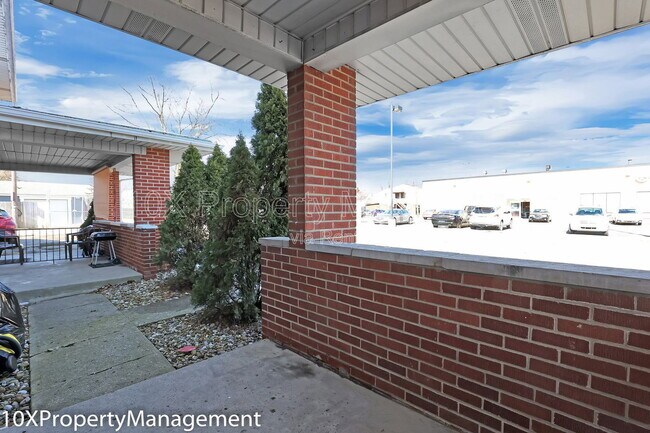 Photo - 3257 Cleveland Ave Unit C