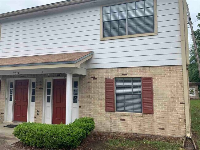 Photo - 2614 Old Bainbridge Rd Townhome
