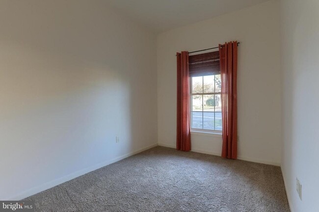 Photo - 712 Creekside Dr