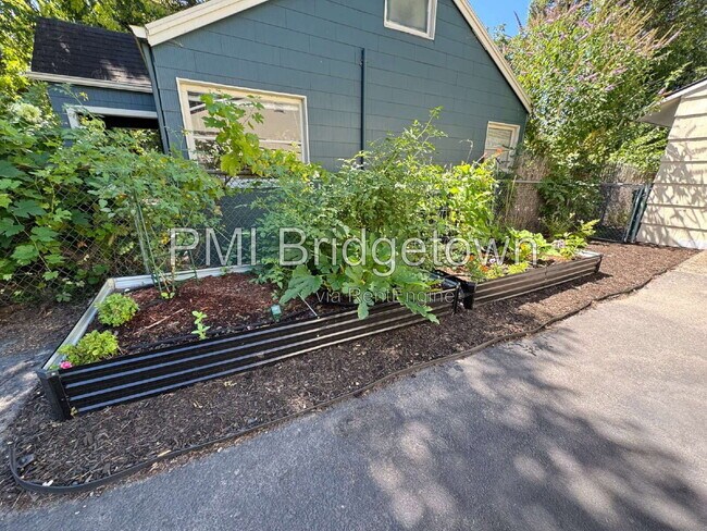 Photo - 9725 SE 29th Ave