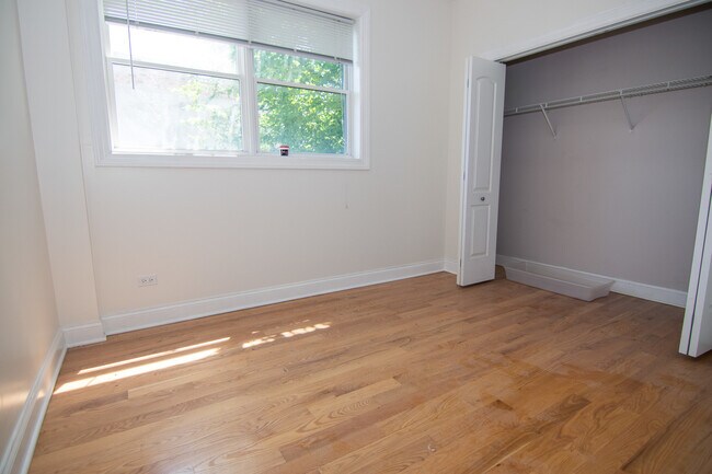 Photo - 3560 S Giles Ave