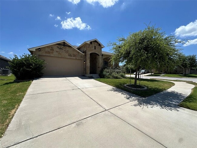 Building Photo - 1919 Mexia Dr