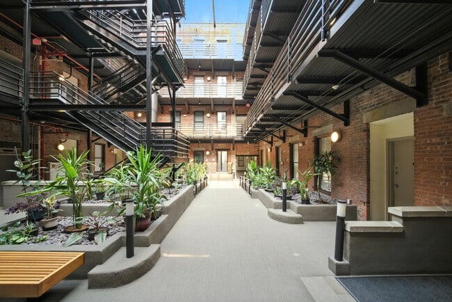 Photo - 187 WAYNE St Unit 415C