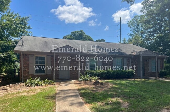 Building Photo - 544-546 Charleston Lane Rental