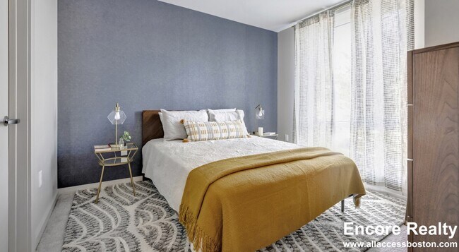 Photo - 1550 Soldiers Fld Rd Unidad 125