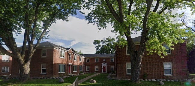 Building Photo - 7224 W Burleigh St Unit 7224-2