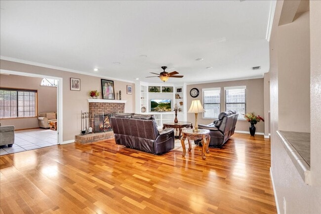 Photo - This home is loaded with upgrades and space in North Hanford.  Call today!